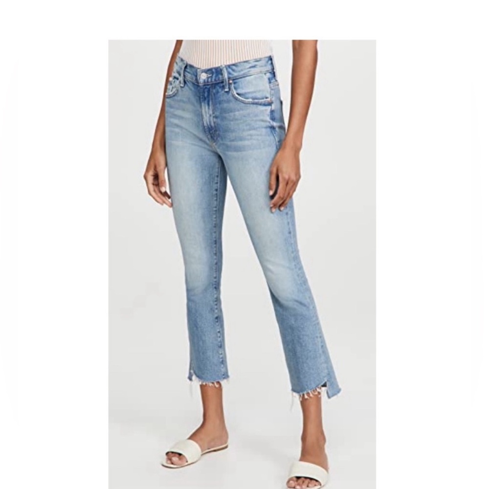 Mother Jeans The Insider Crop Step Fray in I Confess wash 25